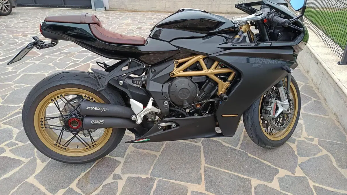 MV Agusta Superveloce 800 S (2021 - 25)  (6)