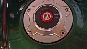 Ducati Diavel for Bentley (2024)  (16)