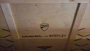 Ducati Diavel for Bentley (2024)  (19)