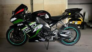 Kawasaki Ninja 1000 ZX-10R (2004 - 05) 