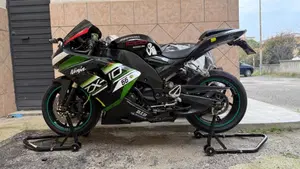 Kawasaki Ninja 1000 ZX-10R (2004 - 05)  (5)