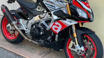 Aprilia Tuono V4 Factory (2017 - 18) usata