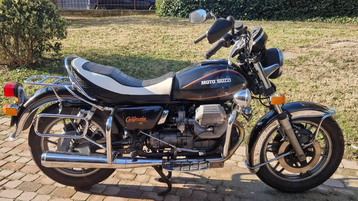 Moto Guzzi   (3)