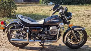 Moto Guzzi   (3)