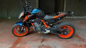 KTM 890 Duke R (2022 - 23)  (6)