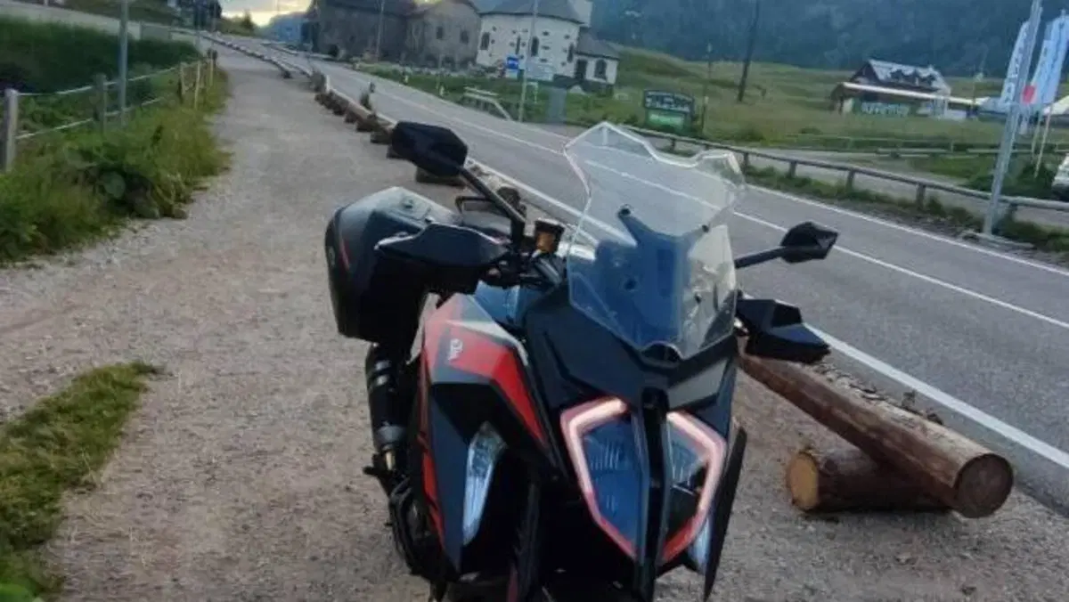 KTM 1290 Super Duke GT (2019 - 20)  (12)