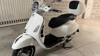 Vespa GTS 300 Hpe (2021 - 22) usata