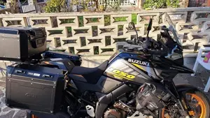 Suzuki V-Strom 1050XT (2020 - 23)  (3)