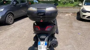 Kymco Downtown 350i ABS (2015 - 17)  (2)