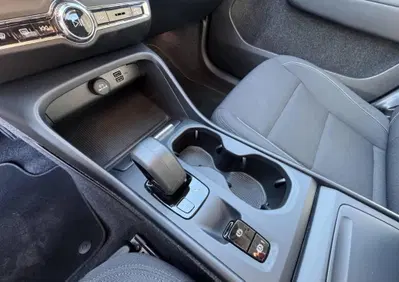 Volvo XC40 T3 Geartronic Momentum Pro (20)