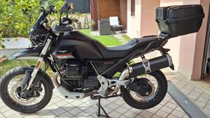 Moto Guzzi V85 TT (2021 - 23) 