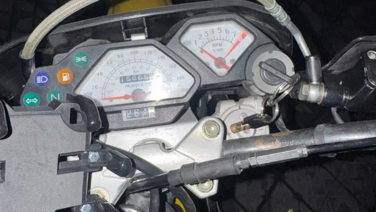 Husqvarna TE 610 E LT  (8)