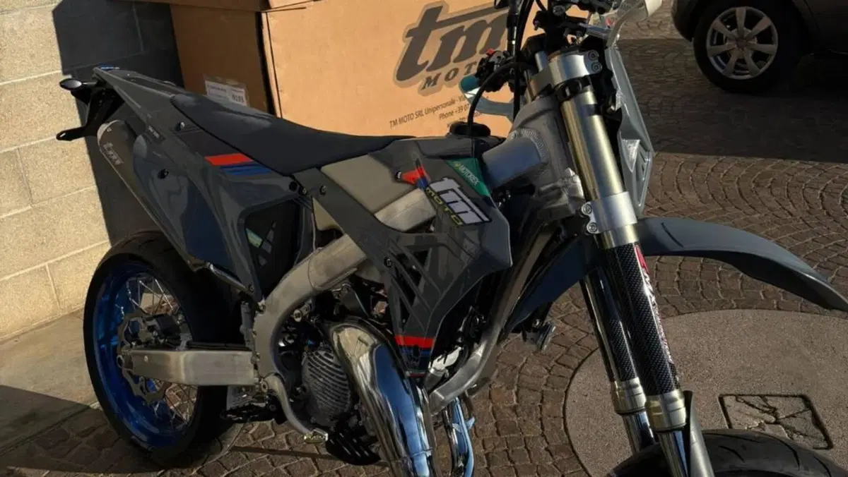 Tm Moto SMR 125 ES Fi 2T (2026)  (3)