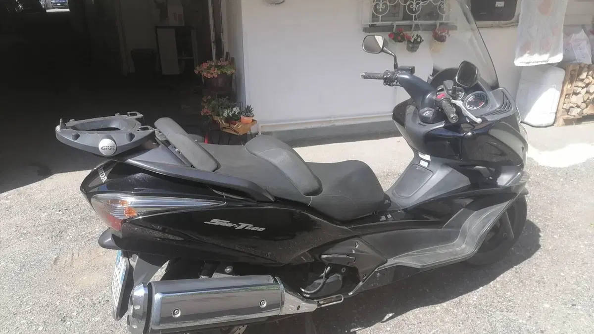 Honda SW-T 600 ABS (2012 - 16)  (2)