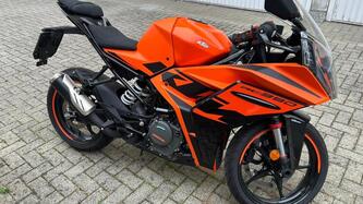 KTM RC 390 (2022 - 26) usata