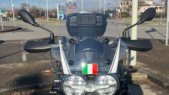 Moto Guzzi V85 TT Guardia d'Onore (2022 - 23) usata