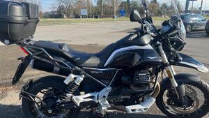 Moto Guzzi V85 TT Guardia d'Onore (2022 - 23) 