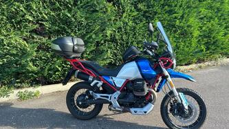 Moto Guzzi V85 TT Evocative Graphics (2021 - 23) usata