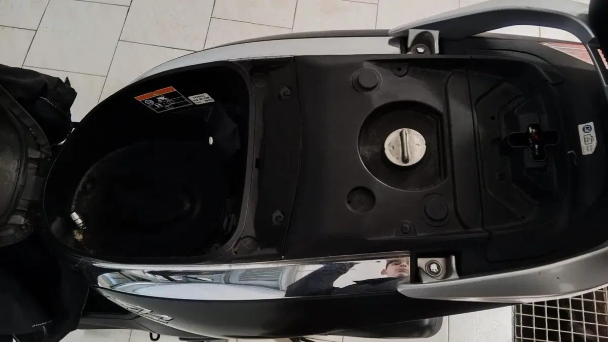Honda SH 300 i ABS (2016 - 20)  (7)