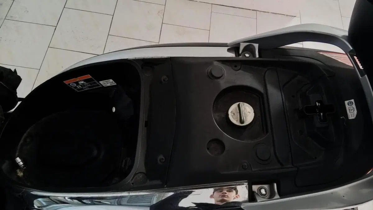 Honda SH 300 i ABS (2016 - 20)  (11)
