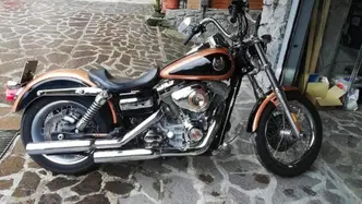 Harley-Davidson 1584 Super Glide Custom (2008 - 13) - FXDC usata