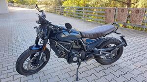 Ducati Scrambler 800 Nightshift (2023 - 24) 
