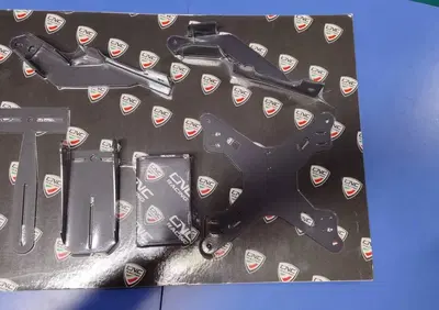 Portatarga regolabile Hypermotard 950 Cnc Racing - Annuncio 9927795