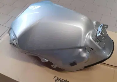 SERBATOIO YAMAHA MT 10 SP - Annuncio 9928127