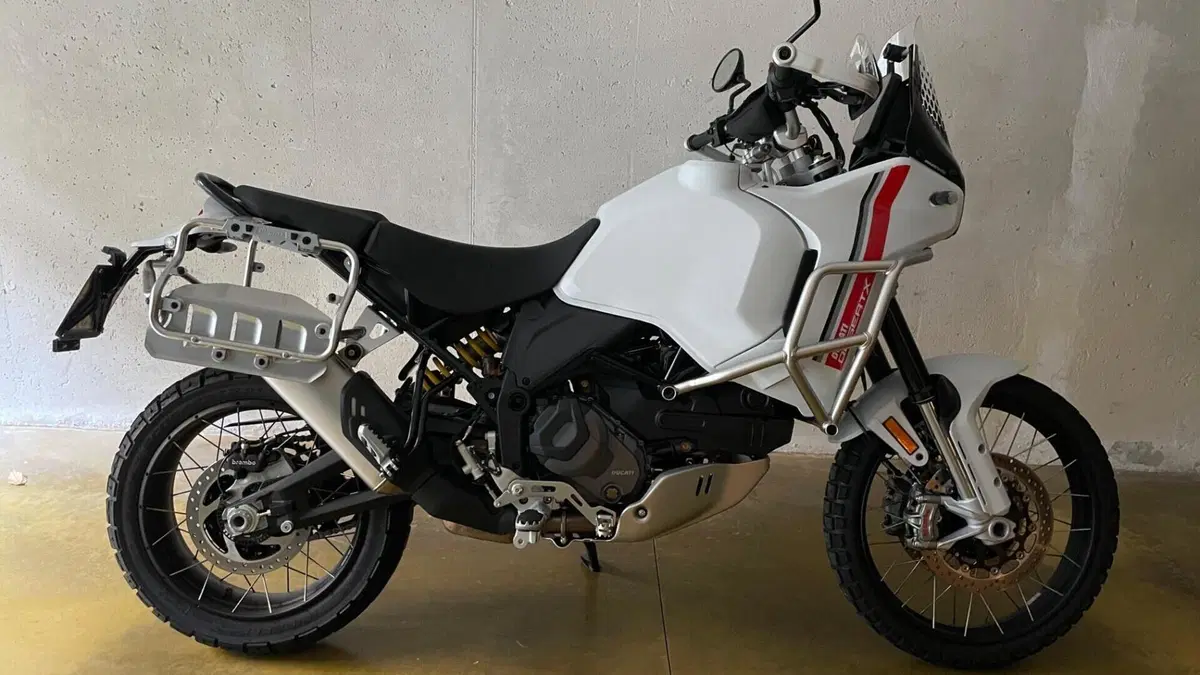 Ducati DesertX (2022 - 25)  (3)