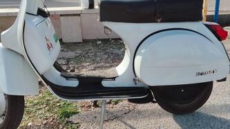 Piaggio vespa p200e epoca