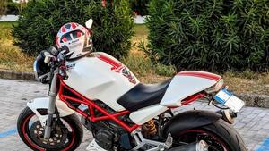 Ducati Monster 600 Dark (1998 - 01) 