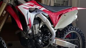 Honda CRF 450 R (2017) 
