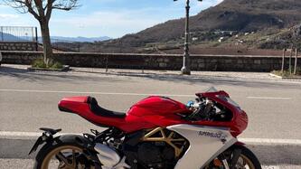 MV Agusta Superveloce 800 (2021 - 25)