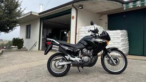 Honda Transalp XL 650V (2000 - 04) 