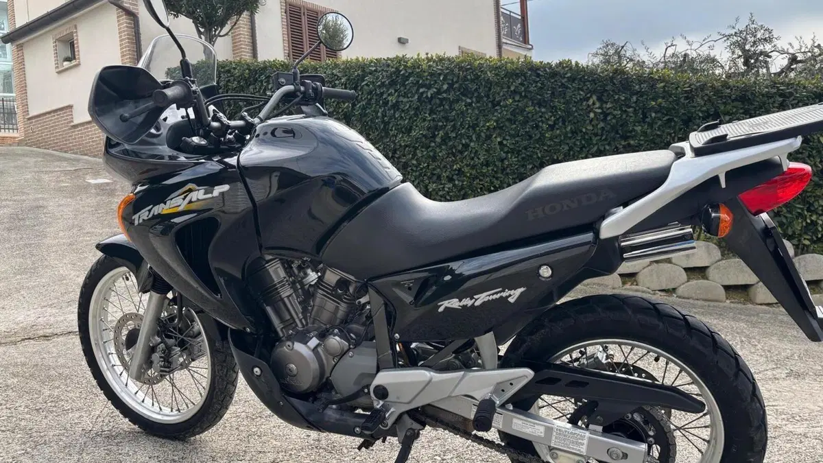 Honda Transalp XL 650V (2000 - 04)  (4)