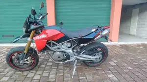 Aprilia Dorsoduro 750 (2009 - 14)  (3)