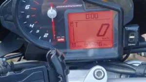 Aprilia Dorsoduro 750 (2009 - 14)  (6)