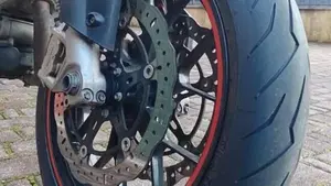 Aprilia Dorsoduro 750 (2009 - 14)  (9)