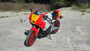 Yamaha XSR 900 GP (2024 - 26)  (2)