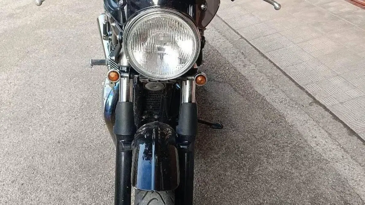 Triumph Thruxton 900 (2004 - 15)  (6)