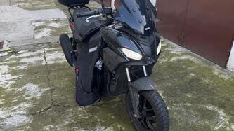 Aprilia SR GT 125 (2022 - 24) usata