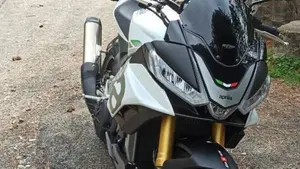 Aprilia Tuono V4 (2021 - 24) 