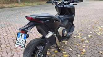 Honda X-ADV 750 DCT (2021 - 24) usata