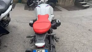 Bmw R nineT Urban GS (2021 - 24)  (4)