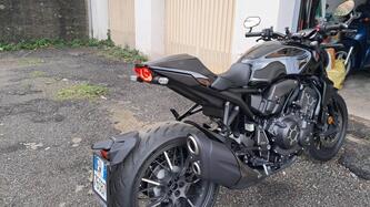 Honda CB 1000 R Black Edition (2021 - 25) usata
