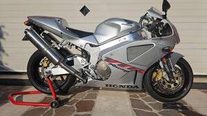 Honda VTR 1000 SP-1 (2000 - 01) 