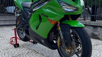 Kawasaki Ninja 636 ZX-6R (2005 - 06) usata