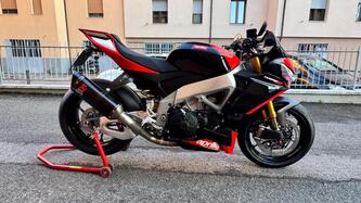 Aprilia Tuono V4 Factory SE-09 SBK (2024) usata