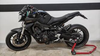 Yamaha MT-09 (2013 - 15) usata