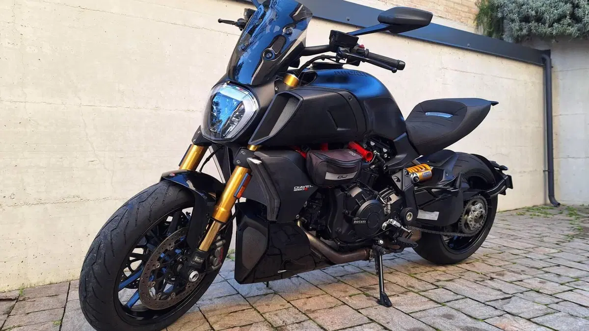 Ducati Diavel 1260 S (2021 - 22)  (3)